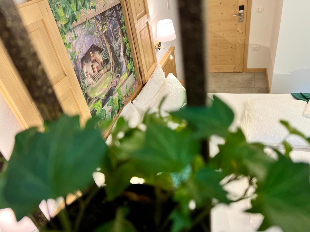 La Finestra Sul Giardino - B&B Cavedine Экстерьер фото